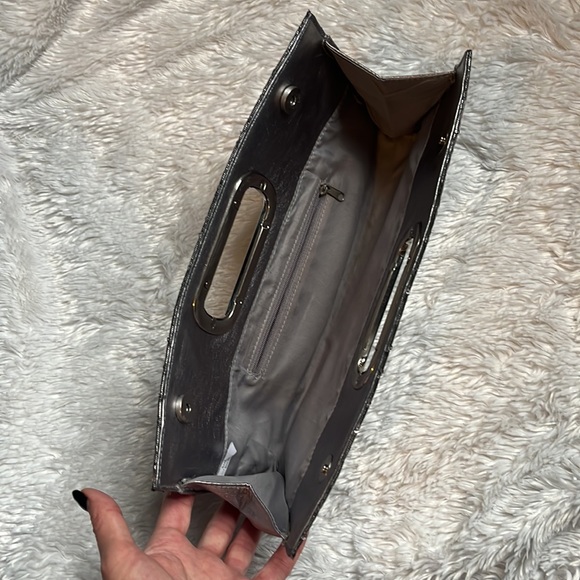Vintage Silver Sequin Clutch - Picture 3 of 6